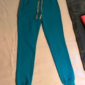 Women’s teal Zamora jogger scrub pants- XXS Tall